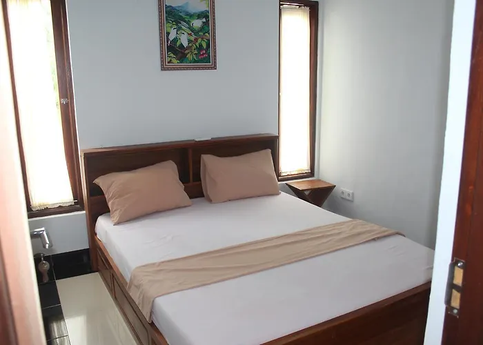 Pancoran Hostal *